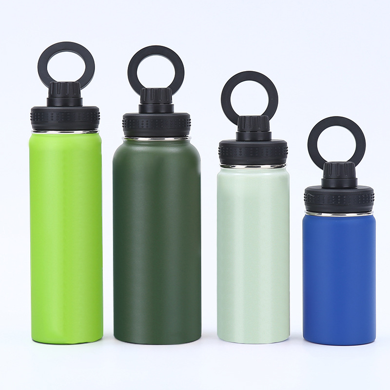 Sports Water Bottle with MagSafe Compatible Handle