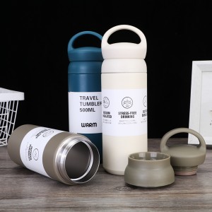 tasse à café en acier